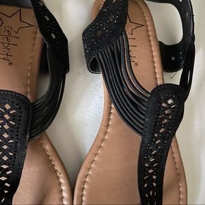 Women’s Sandals